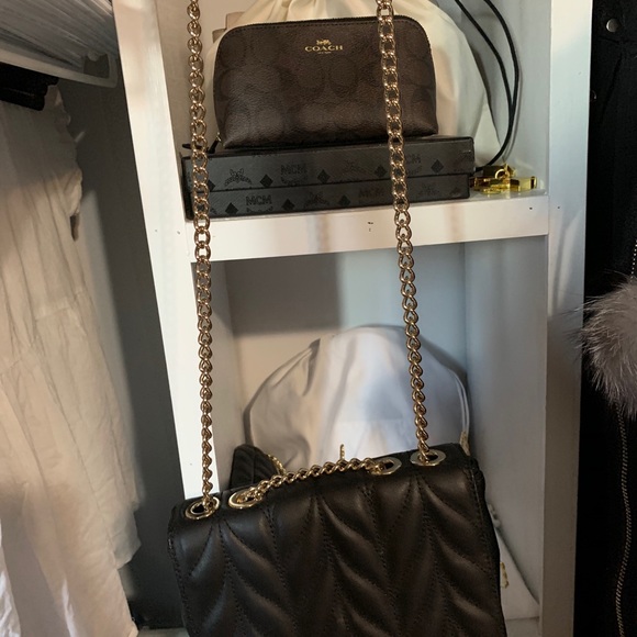 Kate spade crossbody - Picture 7 of 8